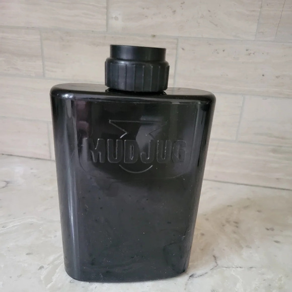 Mud Jug Spittoon - Picture 4 of 7